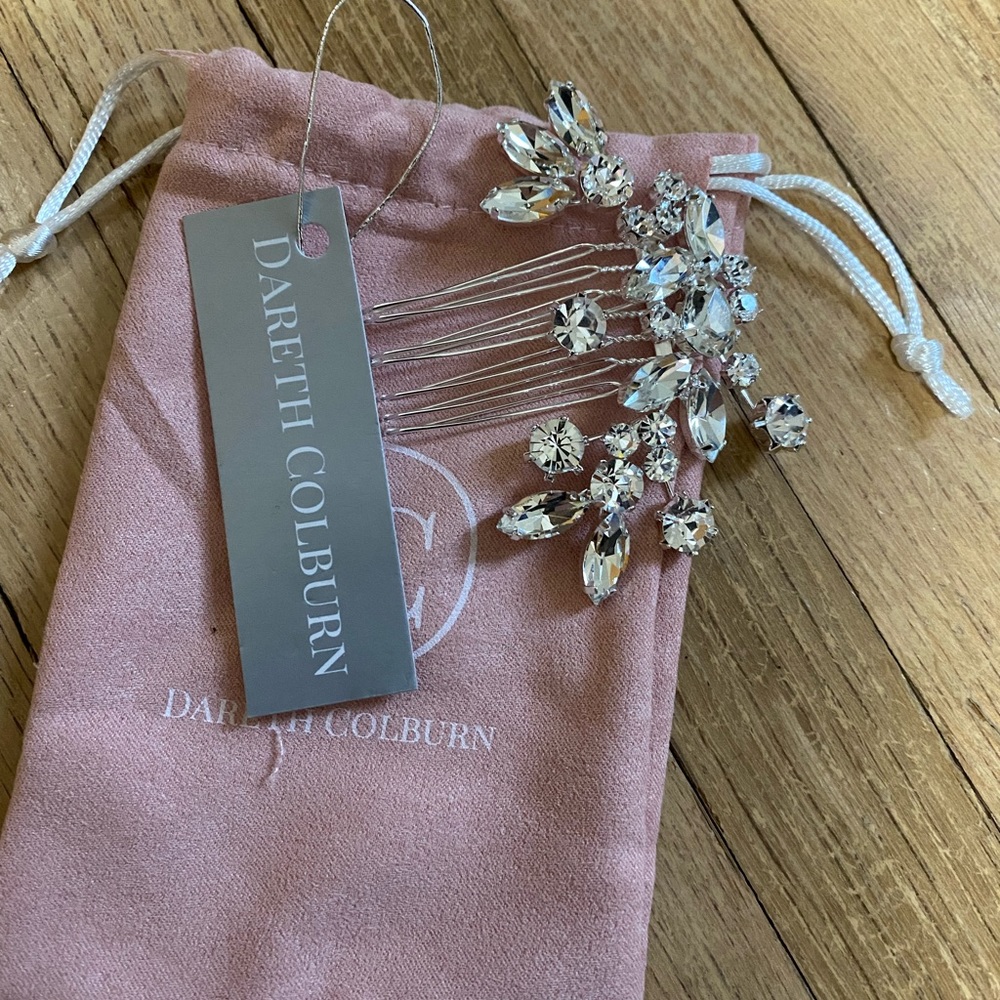 Dareth Colburn wedding hair piece